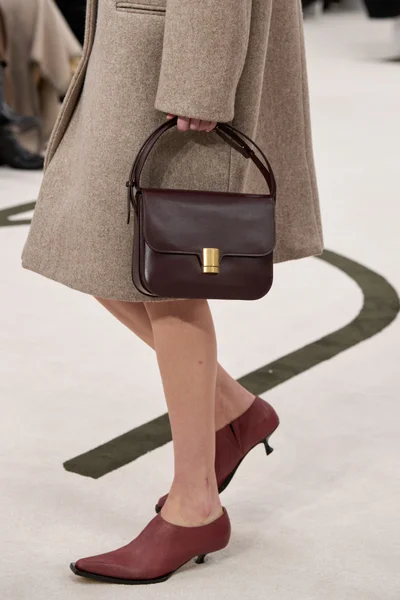 Look 42